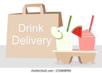 Juice Smoothies Becher mit Obstbeeren oben (Apfel, Wassermelone) ​ und ein Papiersack mit Text, Drink Lieferung, Konzept. ​ Nehmen Sie einen Weg Getränke. Coole Sommergetränke. Biologische und gesunde Lebensmittel. 