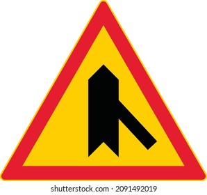 Unión con una carretera menor, Galería de todos los signos de advertencia, señales de tráfico en Finlandia