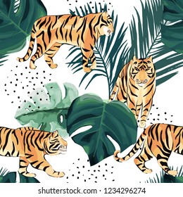 Jungle exotic seamless pattern. Tropical leaves and tiger. Vector illustration