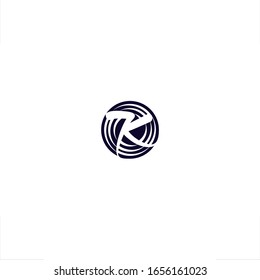 Giro de diseño de logotipo de letra K