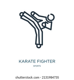 karate fighter thin line icon. karate, fight linear icons from sports concept isolated outline sign. Vector illustration symbol element for web design and apps.