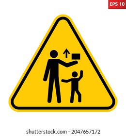 Mantener fuera del alcance del signo de los niños. Ilustración vectorial de la señal de advertencia del triángulo amarillo con un niño que busca el elemento que el hombre adulto tiene encima. Símbolo de objetos peligrosos.