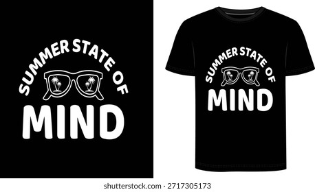Mit diesem "Summer State Of Mind" T-Shirt bleibt das Urlaubsgefühl das ganze Jahr über in Schwung. Mit kräftigem weißen Schriftzug und kühlen Sonnenbrillen mit Palmen, die sich in den Linsen widerspiegeln, fängt dieses minimalistische schwarze T-Shirt die entspannte Strandstimmung perfekt ein. Es ist das ideale Grafikhemd für sonnige Tage, Ferien, Kreuzfahrten, Poolpartys und Wochenendausflüge.