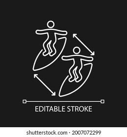 Keeping distance between surfers white linear icon for dark theme. Preventing surfing injuries. Thin line customizable illustration. Isolated vector contour symbol for night mode. Editable stroke