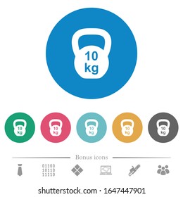 Kettlebel 10 Kg iconos blancos planos en fondos de color redondo. 6 iconos de bonificación incluidos.