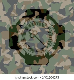 key icon inside camo emblem