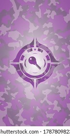 icono de la tecla dentro del emblema de camo rosa y púrpura. 