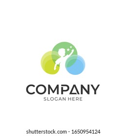 Kind erreicht Sterne Vektorillustration Logo-Illustration, moderne Kindererziehung Logo Vorlage.
