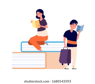 Niños y libros. Pequeños lectores y grandes libros. Ilustración vectorial del aprendizaje de la biblioteca o la escuela, niñas y niños