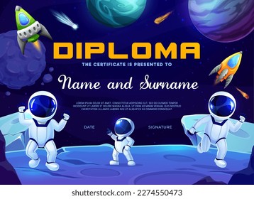 Diploma infantil. Tres astronautas de dibujos animados en la superficie del planeta espacial. Diploma de graduación de escolares, premio de vectores de educación infantil o certificado de apreciación con naves espaciales y astronautas en el espacio