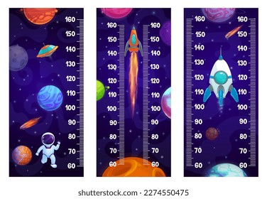 Niñas con planetas espaciales, astronautas y cohetes, medidor de crecimiento vectorial. Transporte de cohetes galaxia o nave espacial y nave espacial con OVNI alienígena en la regla de medida alta del bebé o en la gráfica de altura