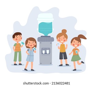 Kindergartenkinder trinken Wasser, Kinder in der Nähe von Schulwasserkühler. Dreißige Mädchen und Jungen, Vektorgrafik. Kinder, die eine Wasserbrille halten. Kindergartenkinder-Hydratation und Trinken