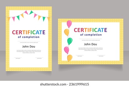 Partidarios de kindergarten certificados conjunto de plantillas de diseño de certificados. Diploma vectorial con espacio de copia personalizado y fronteras. Documento impreso para premios y reconocimiento. Calibri, fuentes Myriad Pro utilizadas