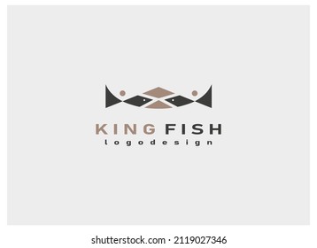 Logo de King Fish. Iconos combinados de la Corona Marrón y Pescado Negro aislados en fondo gris. Usable para logotipos de empresas, marcas y animales. Elementos de plantilla de diseño de logotipos de vectores planos.