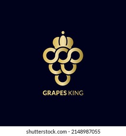 Diseño del logotipo de frutas de uvas King para el almacenamiento o el elegante color oro de la plantilla, un sencillo diseño del logotipo de un vector plano