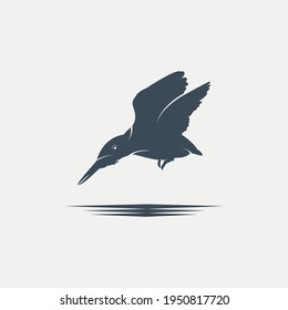 kingfisher bird  diving in wate