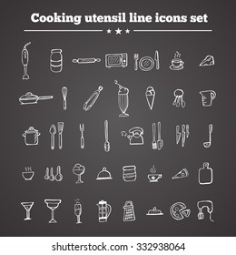 Kitchen utensil icons. Line icons. Hand drawn vector illustration.
