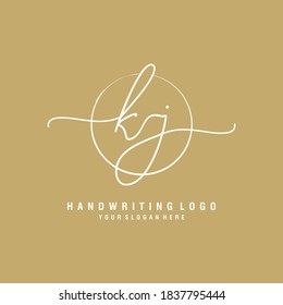 KJ Modelo de logotipo de escritura a mano inicial vector