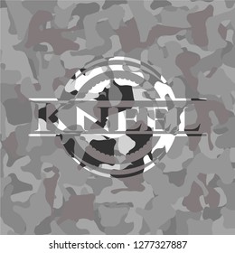 Kneel on grey camo pattern