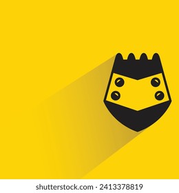 insignia de protección de knight con sombra sobre fondo amarillo
