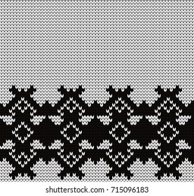 Knitted decorative seamless border