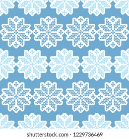 Norwegische Schneeflocken entzündet. Nahtloser Vektorhintergrund. Volksmotive. Wintermuster. Kann für Tapete, Textilien, Einladungskarte, Umhüllung, Web-Hintergrund verwendet werden.