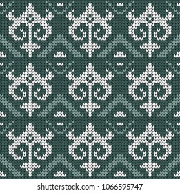 Knitted seamless border
