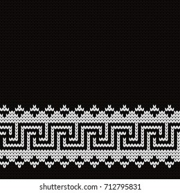 Knitted seamless border meander