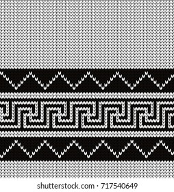 Knitted seamless border meander