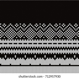 Knitted seamless decorative border