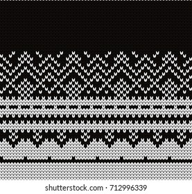 Knitted seamless decorative border