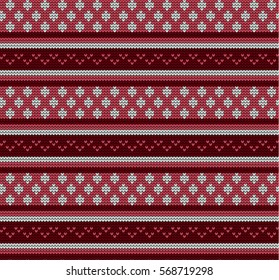 Knitted seamless geometric pattern