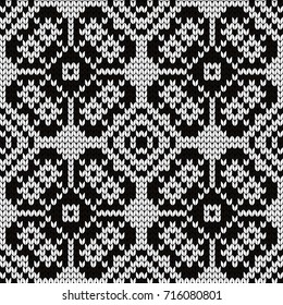 Knitted seamless pattern geometric flowers