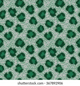 Knitted seamless pattern leopard skin