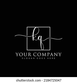 KQ Escritura manual inicial vector minimalista de logotipo
