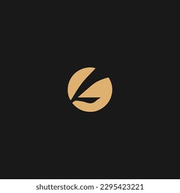 L Circle Logo With Creative Modern Business. Creative Abstract Letter L Logo Vector. 
