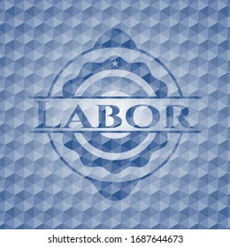 Insignia azul laborista con fondo geométrico. Ilustración vectorial. Detallado.