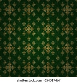 Laconic wedding card decorated with vector golden ornament on a green background. Announcement card in a simple design. Classical invite sample seamless pattern with lace damask pattern.