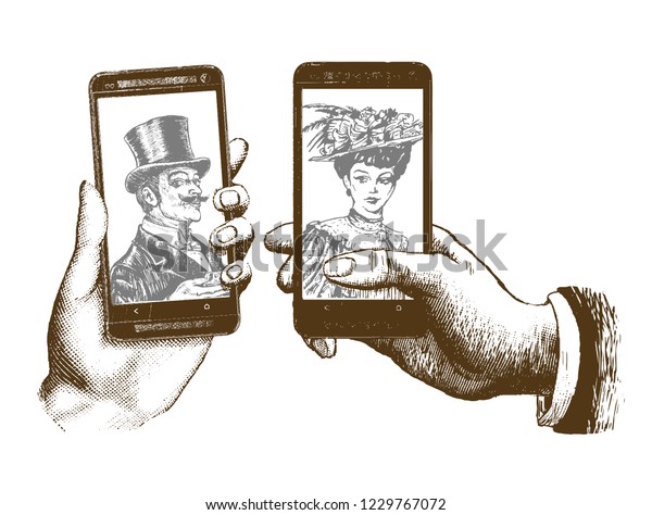 手持ちの携帯写真とセルフィーテンプレートを持つ女性と紳士 現代のスマートフォンのレトロなビンテージベクターイラスト を手描きの彫刻スタイル のベクター画像素材 ロイヤリティフリー