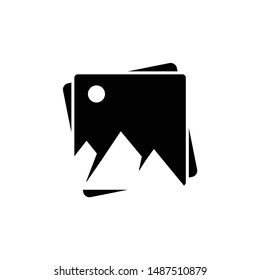 Landscape image gallery with the photos stack up and white background
