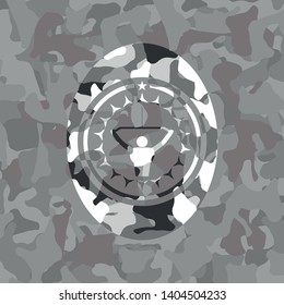 lat pull down, exercise icon on grey camo texture
