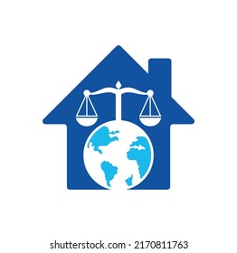 Plantilla de diseño de logotipo de concepto de forma de casa de la ley y del globo. Escalas y símbolo o icono mundial.
