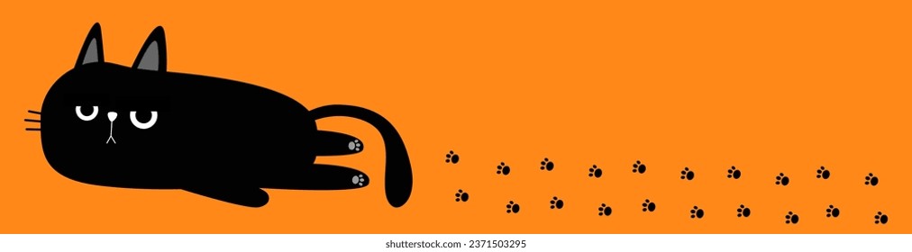 Un gato negro. Funny y triste silueta de cabeza de cara. Pie de huella. Mau. Gatito con patas, cola. Caricatura lindo, personaje de bebé. Animal Kawaii. Colección de mascotas. Diseño plano. Fondo naranja. Vector