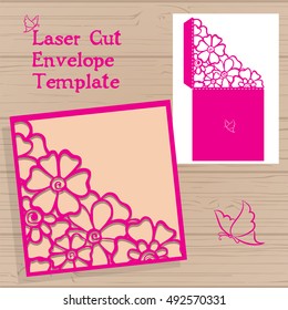 Plantilla de invitación de boda vectorial de corte Lazercut. Plantilla de envolvente de corte láser de la matriz vectorial. Sobre de invitación de matrimonio con flores para corte láser. Folds de la puerta de encaje.Vector de corte flojo.