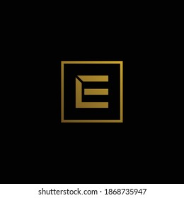 LE quadratische Form Letter Logo Design in silbergoldener Farbe