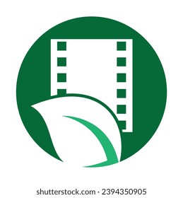 Icono de diseño del logotipo del vector del rollo de película de hoja. Ilustración de combinación de película y logotipo de hoja.