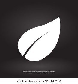 Leaf icon. Fresh natural product. Organic product simbol. Flat design style.