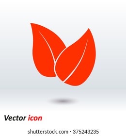 Leaf icon. Fresh natural product symbol. Organic product sign. Flat design style.