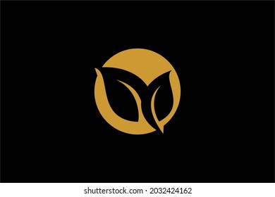 Leaf logo design. Green leaf circle sign symbol. Natural bio illustration. Leaf and circle vector icons.