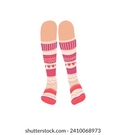 Piernas en un par de calcetines con estampado largo. Pies con calzoncillos impresos. Ilustración vectorial aislada a mano.